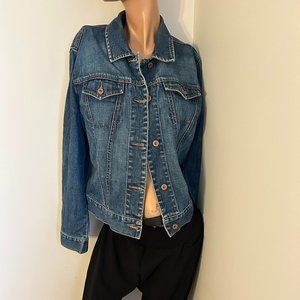 GAP Women's Classic Denim Jean Jacket Medium Wash Button Front Size Large L